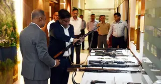 চট্টগ্রামে মুক্তিযুদ্ধের স্মারক ‘স্মৃতি অম্লান’ পরিদর্শনে প্রধানমন্ত্রীর প্রতিরক্ষা উপদেষ্টা